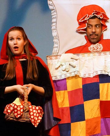 Pushcart Players Presents &#34;Red Riding Hood and Other Stories&#34;