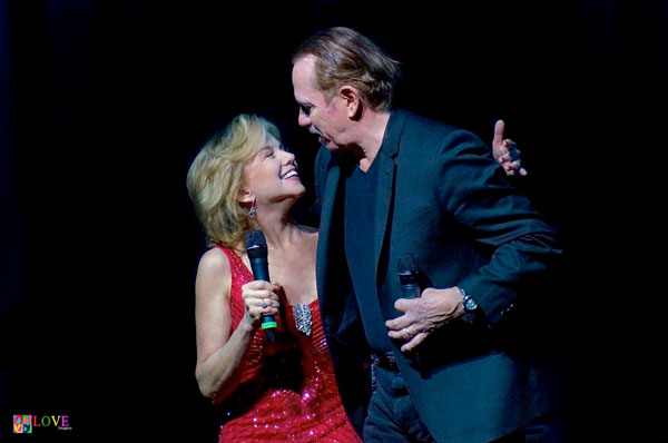 Tom Wopat and Linda Purl are “Home for the Holidays”!