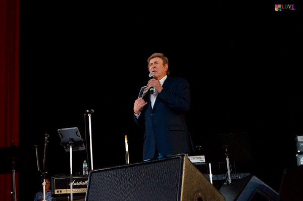 Cousin Brucie’s “Palisades Park Reunion Show” at the State Fair Meadowlands features Felix Cavaliere of The Rascals and 1910 Fruitgum Co. LIVE!