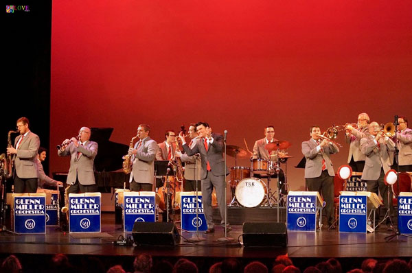 The Glenn Miller Orchestra is “In a Christmas Mood” LIVE! at the Strand Theater