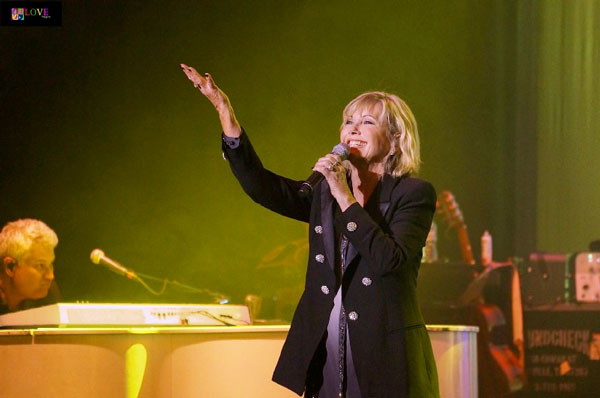 Hopelessly Devoted to You! Olivia Newton-John LIVE! at BergenPAC