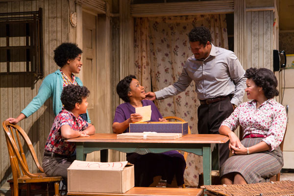 Photo Gallery: &#34;A Raisin In The Sun&#34; at Two River Theater