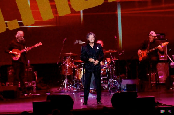 The Fans Are All Here for the “Spring Sixties Spectacular” LIVE! at the State Theatre