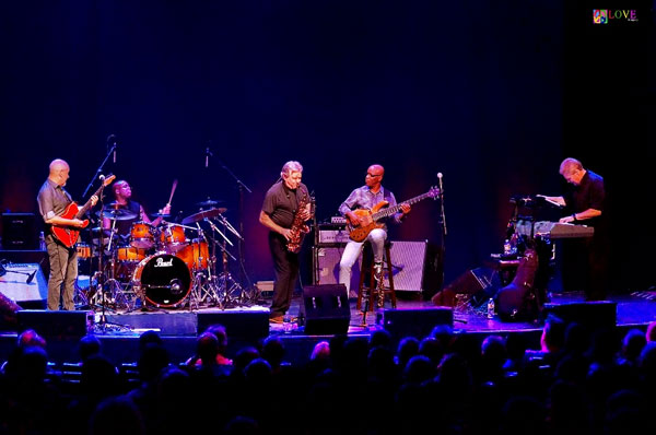 “Wonderful!” Spyro Gyra LIVE! at the Newton Theatre