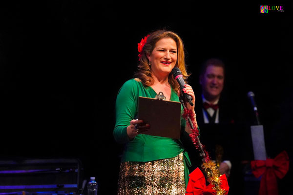 Ana Gasteyer&#39;s &#34;Holiday Tipple&#34; LIVE! at the Grunin Center