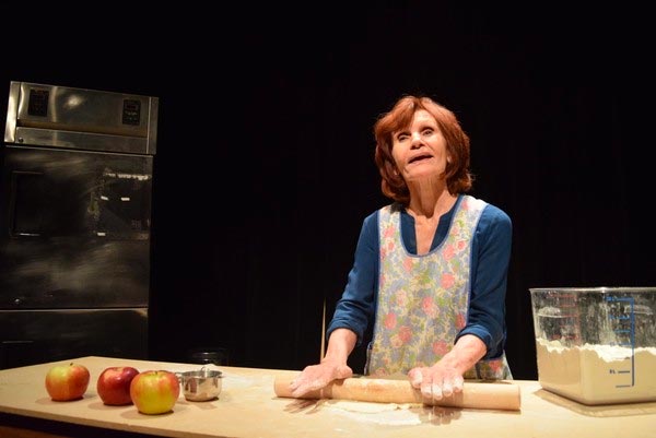 The Last Apple Pie: &#34;Apples In Winter&#34; Opens At Centenary Stage
