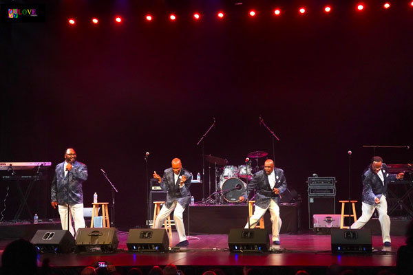 &#34;Great Music!&#34; Tavares and Harold Melvin&#39;s Blue Notes LIVE! at the Strand Theater