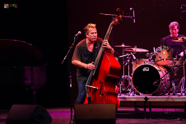 &#34;THUMBS UP!&#34; The Stray Cats&#39; Lee Rocker LIVE! at the Grunin Center