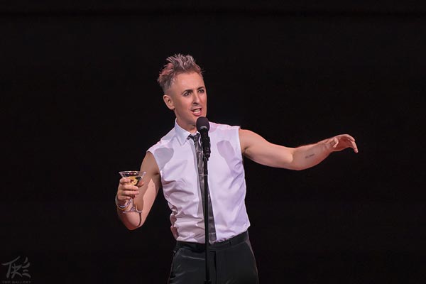 &#34;Legal Immigrant&#34; Alan Cumming Brings His Cabaret To State Theatre New Jersey