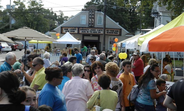 Main Street Hammonton hosts its 6th Annual Peach Party