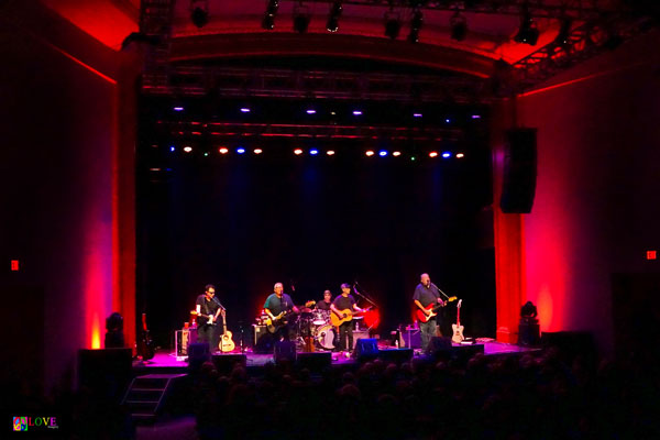 “Simply Fantastic!” Los Lobos LIVE! at the Newton Theatre