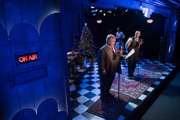 PHOTOS from &#34;It&#39;s A Wonderful Life: A Live Radio Play&#34; at Mile Square Theatre
