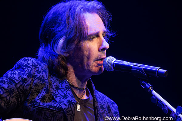 Around Jersey: Rick Springfield at Mayo