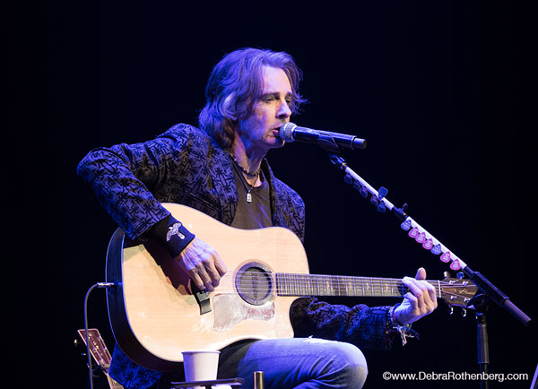 Around Jersey: Rick Springfield at Mayo