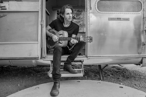 Rick Springfield Gets &#34;Stripped Down&#34; In Morristown