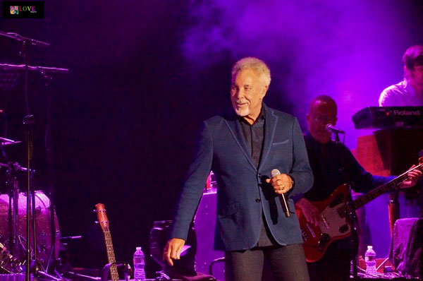 “One of the Best Concerts I’ve Ever Seen!” Tom Jones LIVE! at BergenPAC