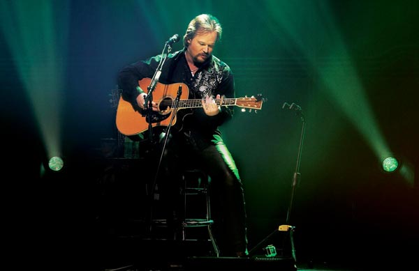 Levoy Theatre Presents Travis Tritt