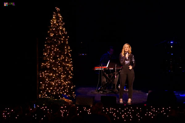 Phil Vassar and Kellie Pickler’s “A Christmas Tour” LIVE! at New Brunswick’s State Theatre