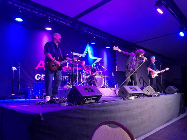 80&#39;s Tribute Band Almost Journey Rocks iPlay America