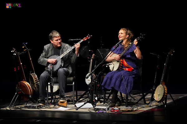 Béla Fleck and Abigail Washburn LIVE! at the Grunin Center