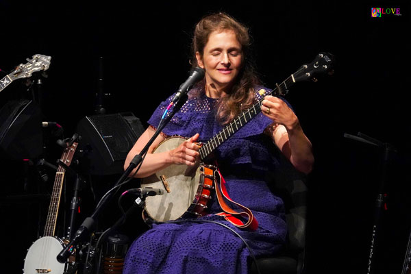 Béla Fleck and Abigail Washburn LIVE! at the Grunin Center