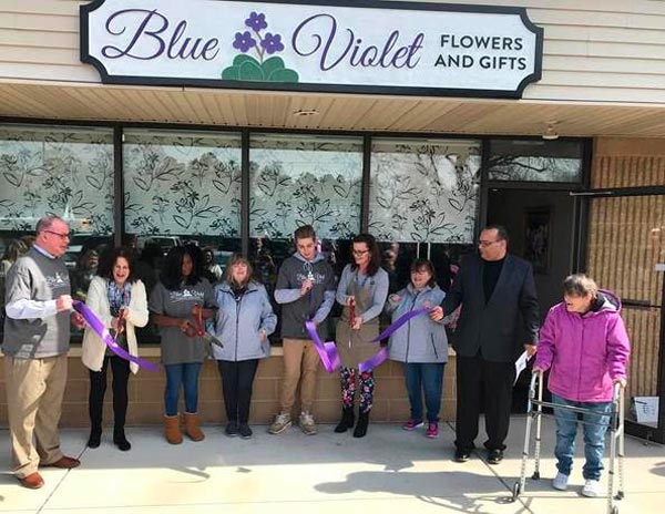 Archway Celebrates Grand Opening of Blue Violet Flowers and Gifts