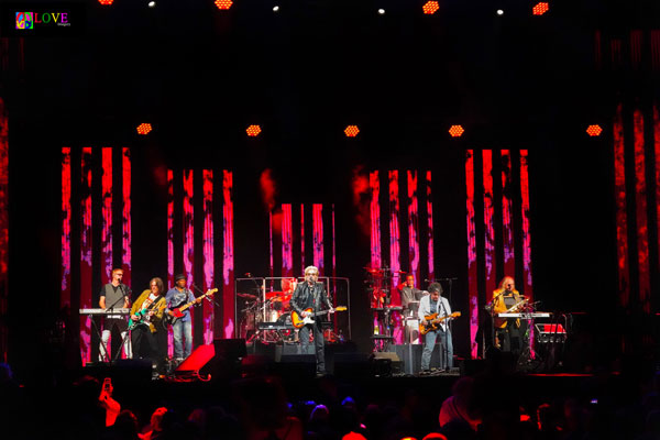 &#34;They Blew Me Away!&#34; Daryl Hall and John Oates LIVE! at the Hard Rock Hotel and Casino