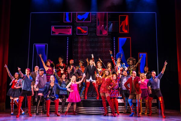 See Kinky Boots Now at Hard Rock’s Sound Waves Theater!