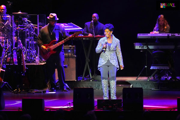 &#34;She Sounds Even Better Than Her Records!&#34; Gladys Knight LIVE! at MPAC