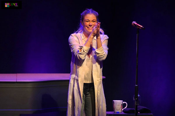 &#34;Just Awesome!&#34; LeAnn Rimes LIVE! at the Newton Theatre