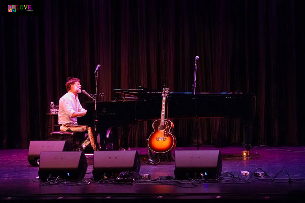 Rufus Wainwright LIVE! at the Grunin Center