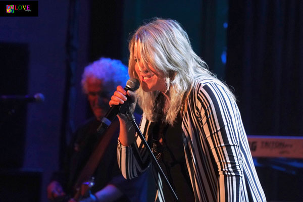 &#34;Magical!&#34; Jefferson Starship LIVE! at the Newton Theatre