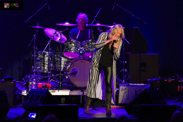 &#34;Magical!&#34; Jefferson Starship LIVE! at the Newton Theatre