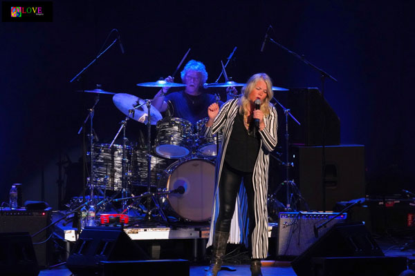 &#34;Magical!&#34; Jefferson Starship LIVE! at the Newton Theatre