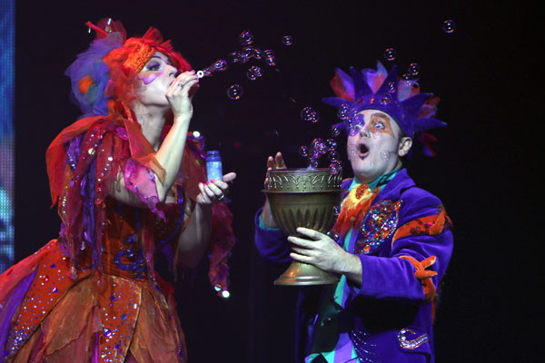 State Theatre New Jersey Presents B-The Underwater Bubble Show