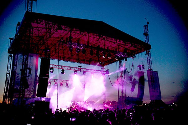 PHOTOS from Umphrey&#39;s McGee at Stone Pony