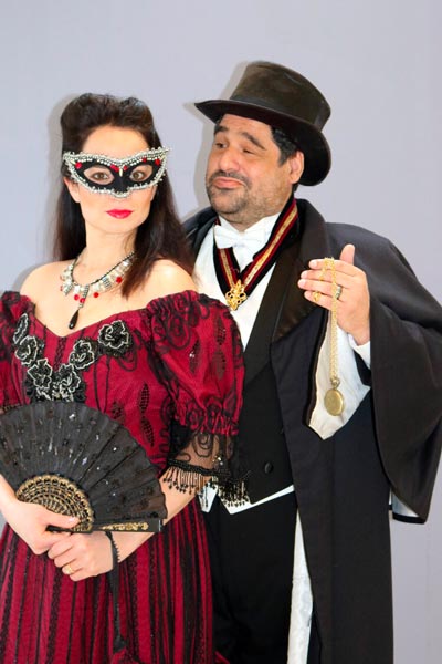 Light Opera of New Jersey Goes Batty for &#34;Die Fledermaus&#34;