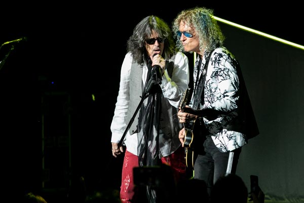 Photos from Foreigner at State Theatre New Jersey