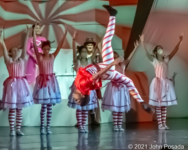 PHOTOS from &#34;The Nutcracker Rocks&#34; at Axelrod PAC