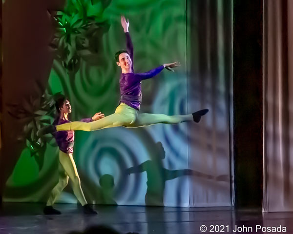 PHOTOS from &#34;The Nutcracker Rocks&#34; at Axelrod PAC
