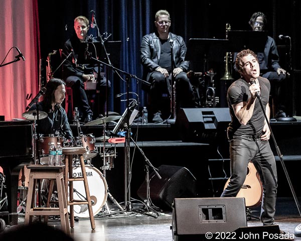PHOTOS from Jarrod Spector at Axelrod PAC