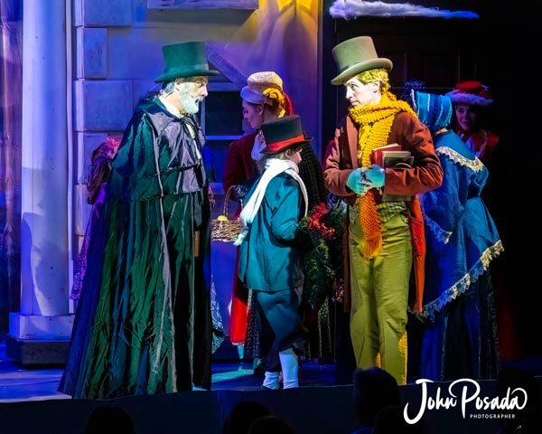 PHOTOS from &#34;A Christmas Carol&#34; at Music Mountain Theatre