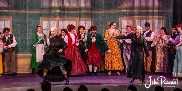 PHOTOS from &#34;A Christmas Carol&#34; at Music Mountain Theatre