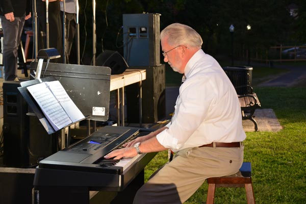 Theater League of Clifton to present &#34;Great American Songbook&#34; at Elks Lodge