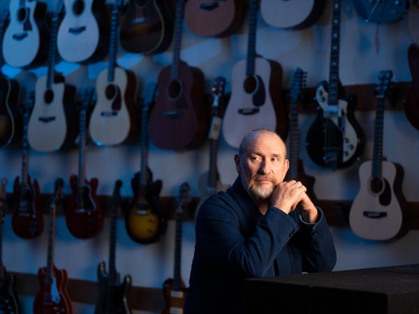 Shea Center for Performing Arts presents Colin Hay
