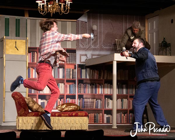 ΦΩΤΟΓΡΑΦΙΕΣ από το The Play That Goes Wrong στο Little Theatre στο Dover