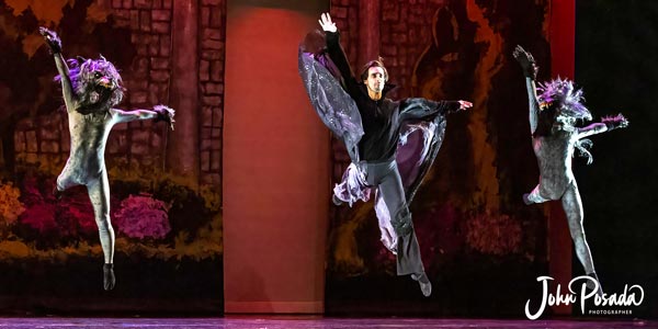 PHOTOS from &#34;Dracula&#34; by The Atlantic City Ballet at The Strand