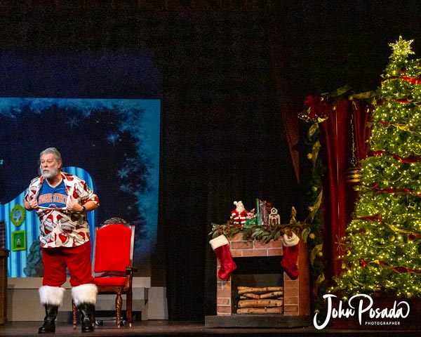 PHOTOS from &#34;Elf the Musical&#34; at CDC Theatre