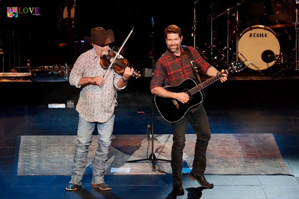 &#34;Classic Country!&#34; Josh Turner LIVE! at UCPAC