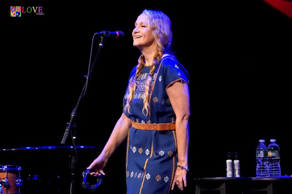 &#34;So Hot She Melts the Paint Off the Wall!&#34; Joan Osborne LIVE! at The Vogel